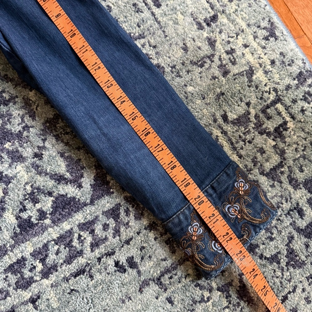 Women’s Y2K Dark Wash Essentials Sz 18 Embroidered Boho Zip-Up Denim Shacket - Picture 7 of 9
